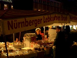 ���u�N�[�w���̔��X